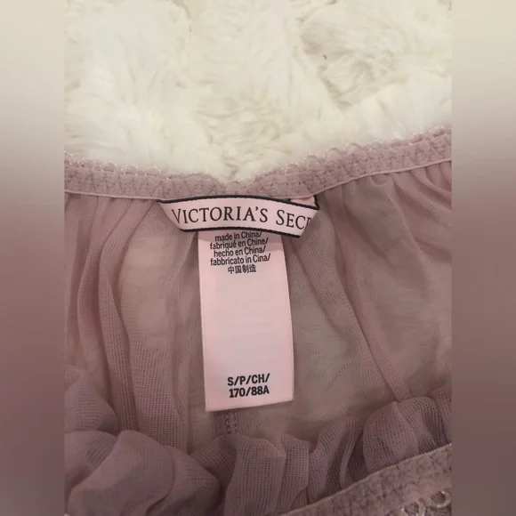 VERY SEXY Victoria’s Secret Small completely sheer lace trim halter babydoll set - Picture 11 of 12